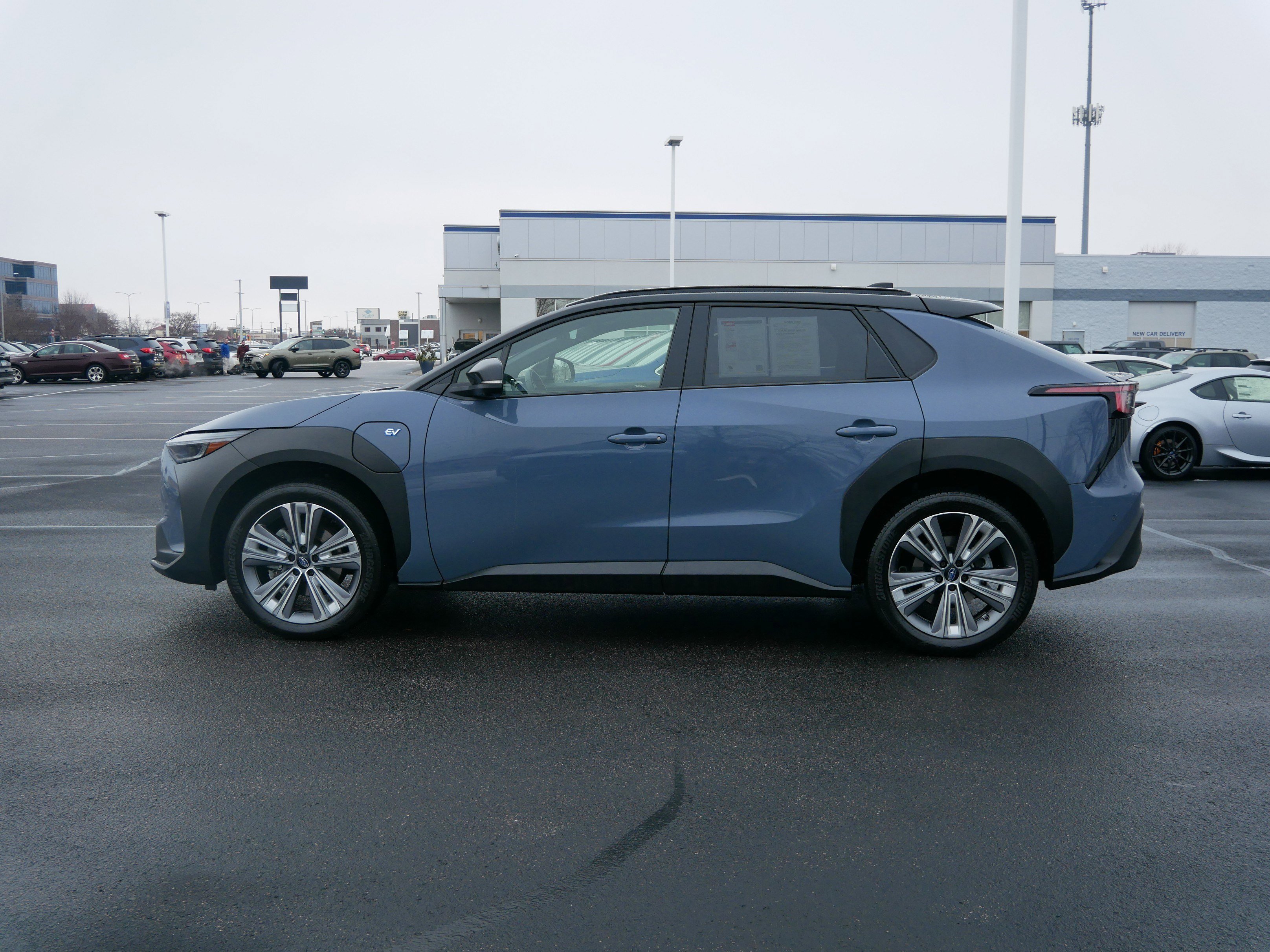 Used 2023 Subaru Solterra AWD image 4