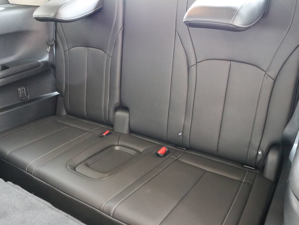 Certified 2025 INFINITI QX60 Pure AWD/4WD image 31