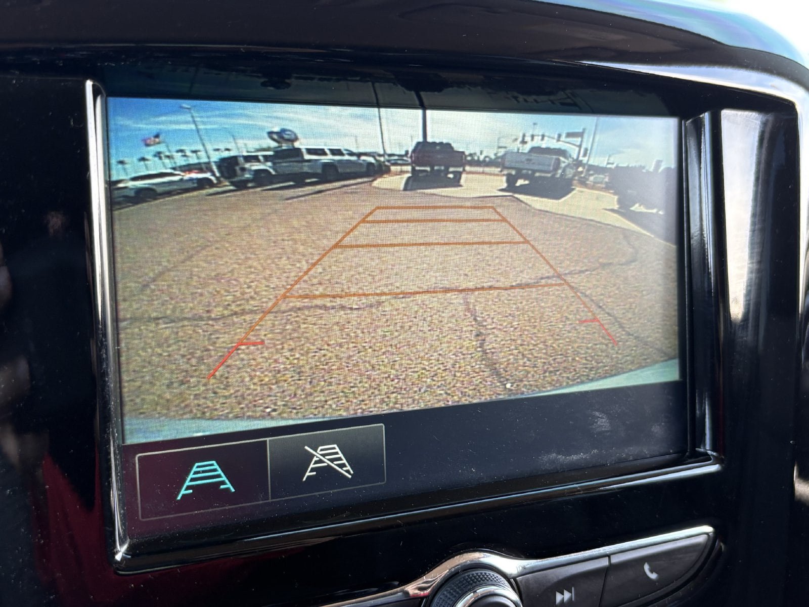 Used 2019 Chevrolet Traverse LS FWD image 28