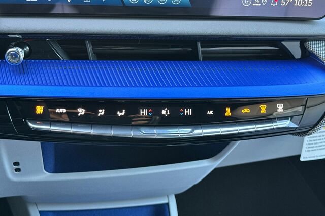 New 2026 Cadillac Optiq Luxury 1 w/ LPO, Floor Liner Package image 21