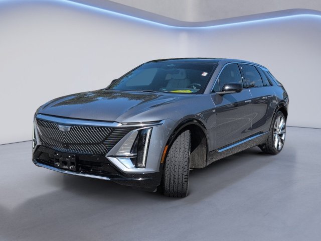 Used 2023 Cadillac Lyriq 2WD image 11
