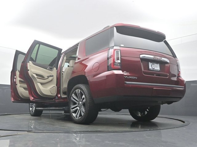 Used 2020 GMC Yukon Denali w/ Denali Ultimate Package AWD/4WD image 62