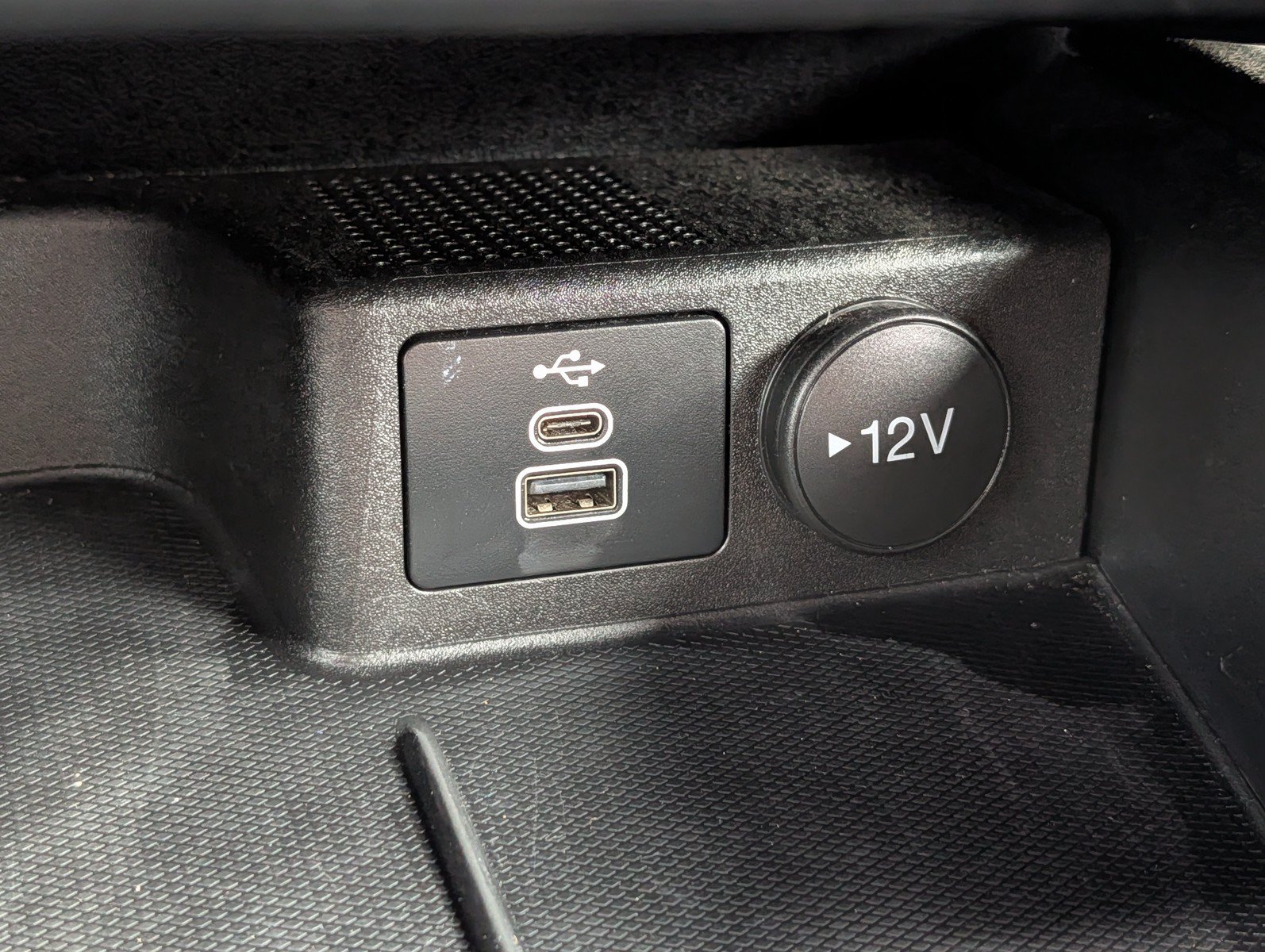 Used 2024 Ford Escape ST-Line AWD/4WD image 26