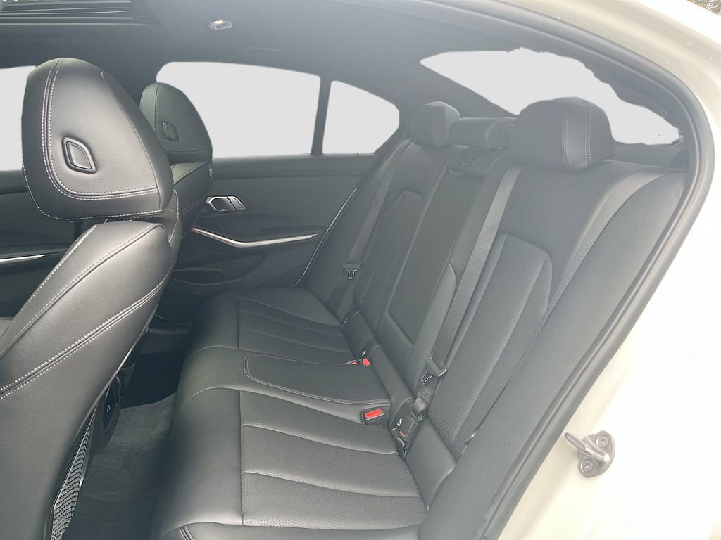 Used 2022 BMW 330e w/ M Sport Package RWD image 32