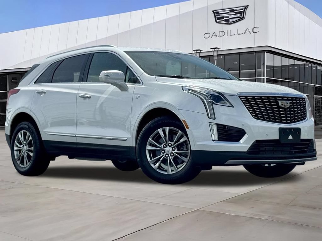 Certified 2022 Cadillac XT5 Premium Luxury AWD/4WD image 2