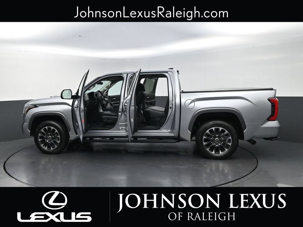 Used 2024 Toyota Tundra Limited AWD/4WD image 36