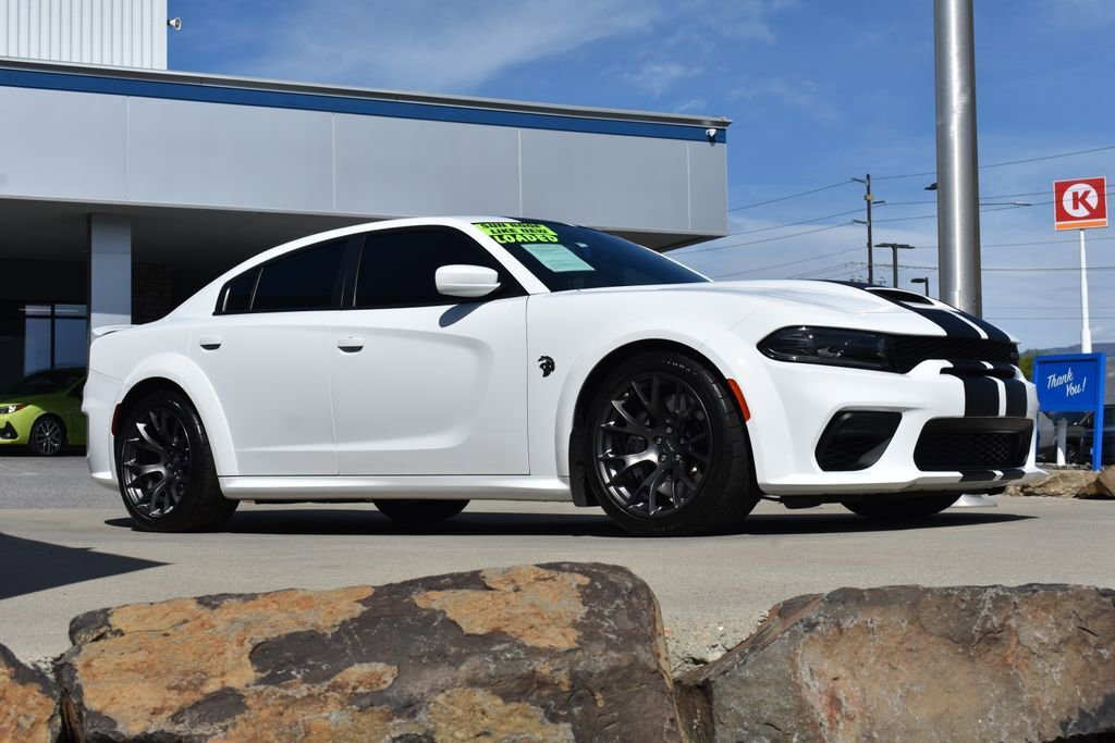 Used 2022 Dodge Charger SRT Hellcat w/ Harman/Kardon Audio Group RWD image 3