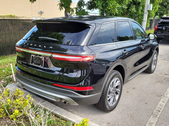 Certified 2024 Lincoln Corsair FWD image 6