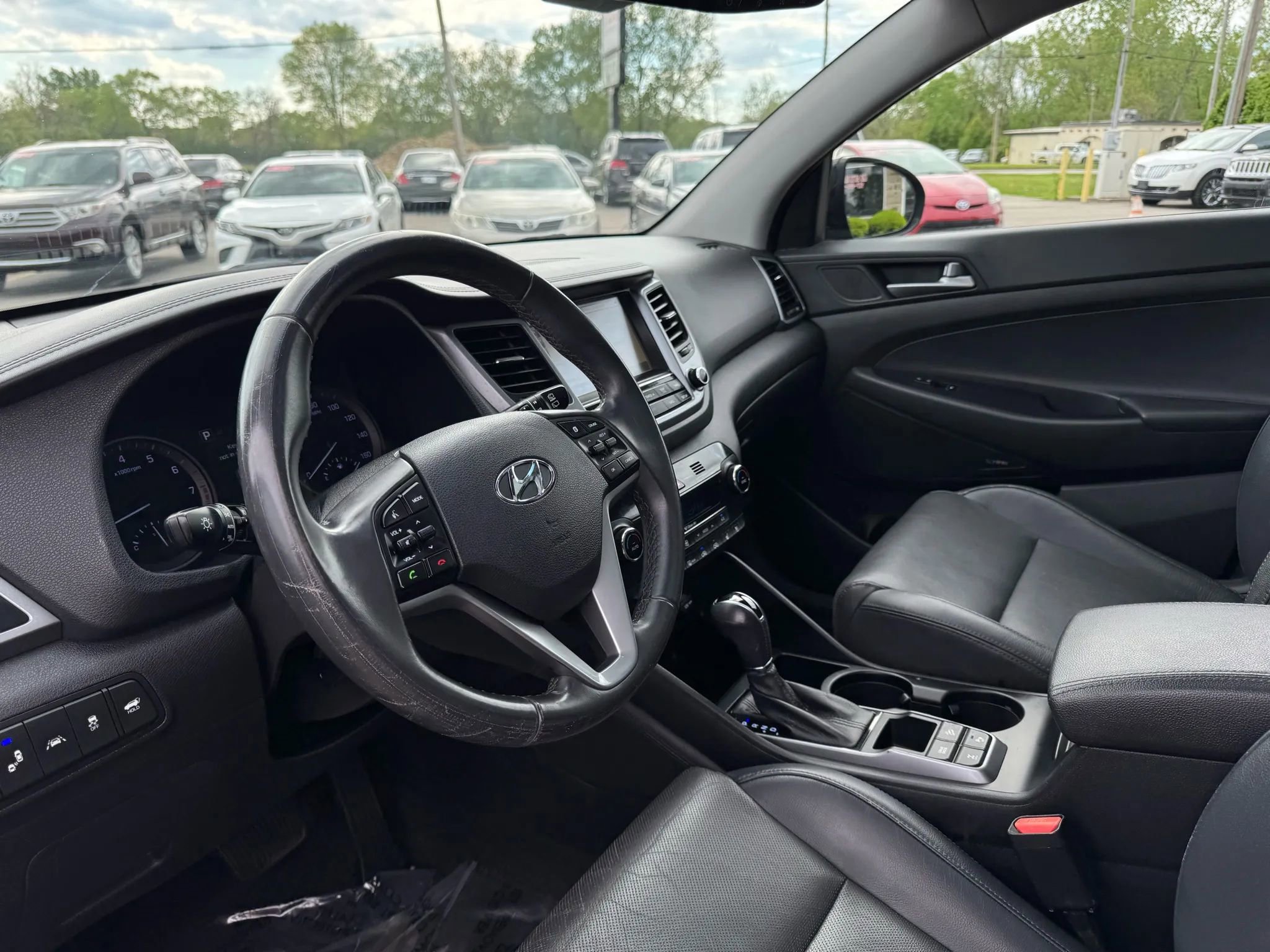 Used 2017 Hyundai Tucson Limited w/ Limited Ultimate Package 03 image 10