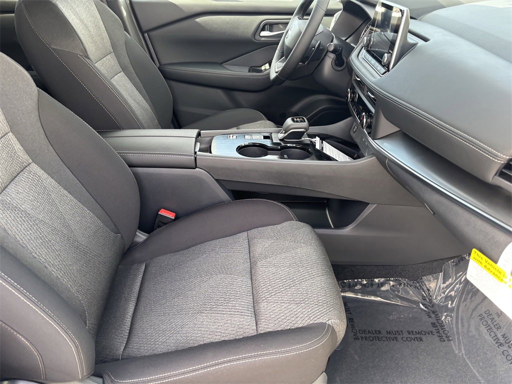 New 2026 Nissan Rogue SV image 9