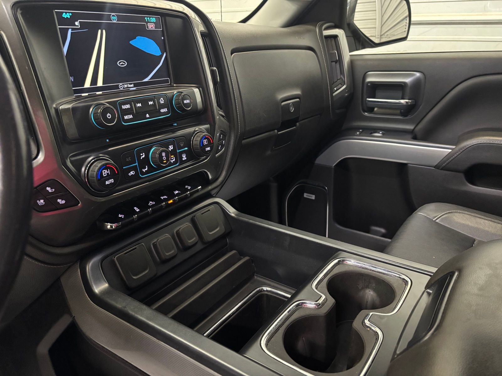 Used 2018 Chevrolet Silverado 1500 LTZ Z71 w/ LTZ Plus Package image 19