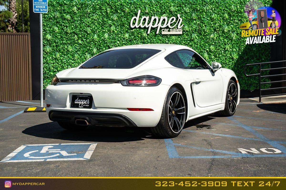 Used 2018 Porsche 718 Cayman RWD image 5