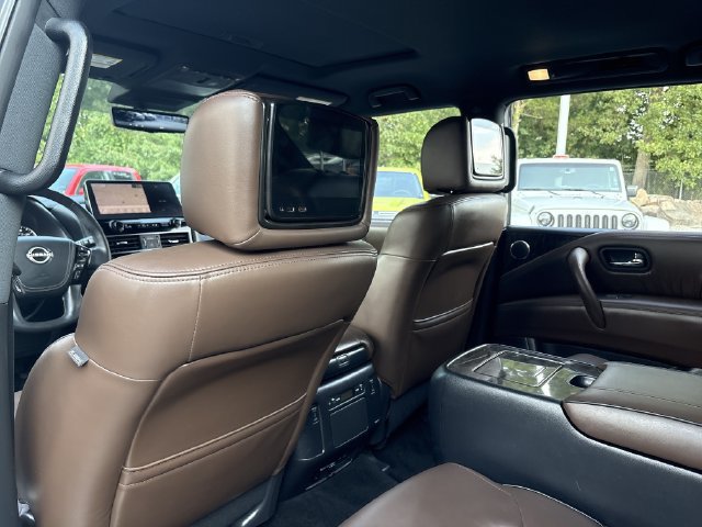 Certified 2023 Nissan Armada Platinum w/ Captain's Chairs Package RWD image 18