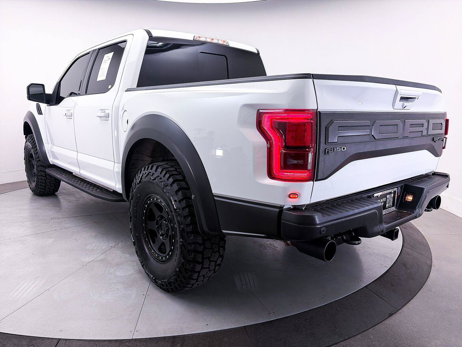 Used 2019 Ford F150 Raptor w/ Equipment Group 802A Luxury AWD/4WD image 11