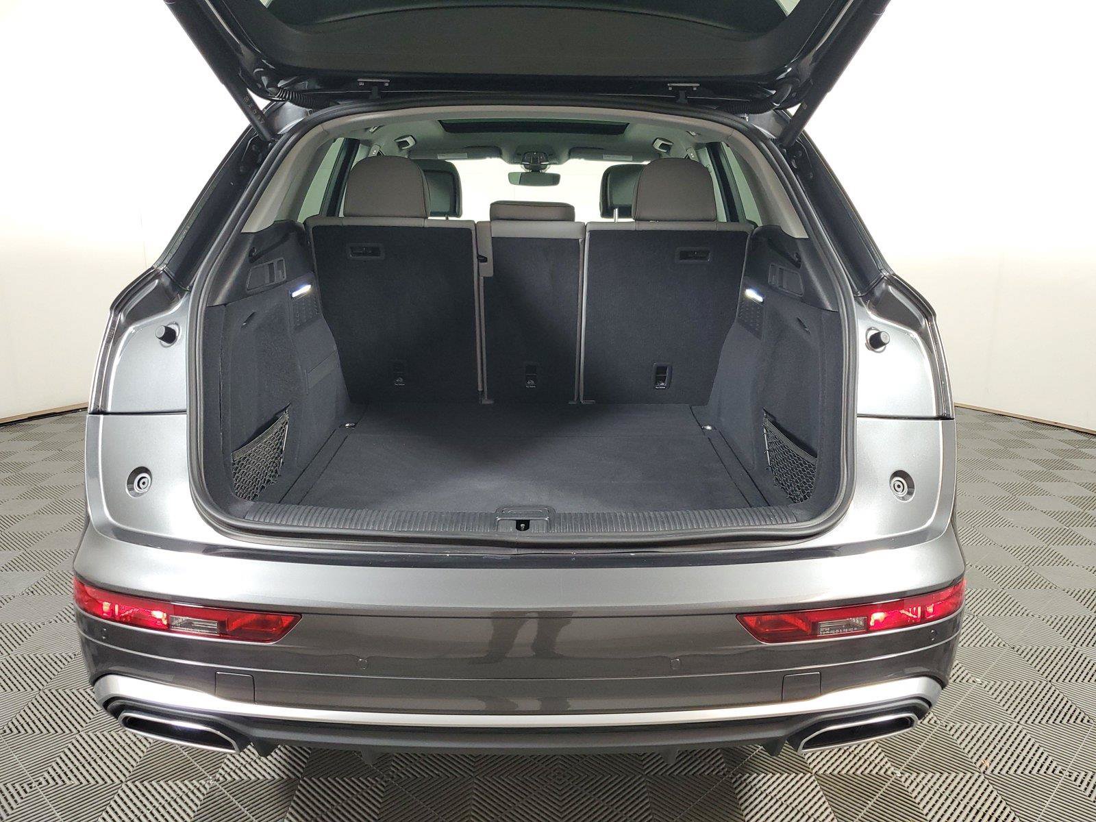 Used 2024 Audi Q5 2.0T Prestige AWD/4WD image 9
