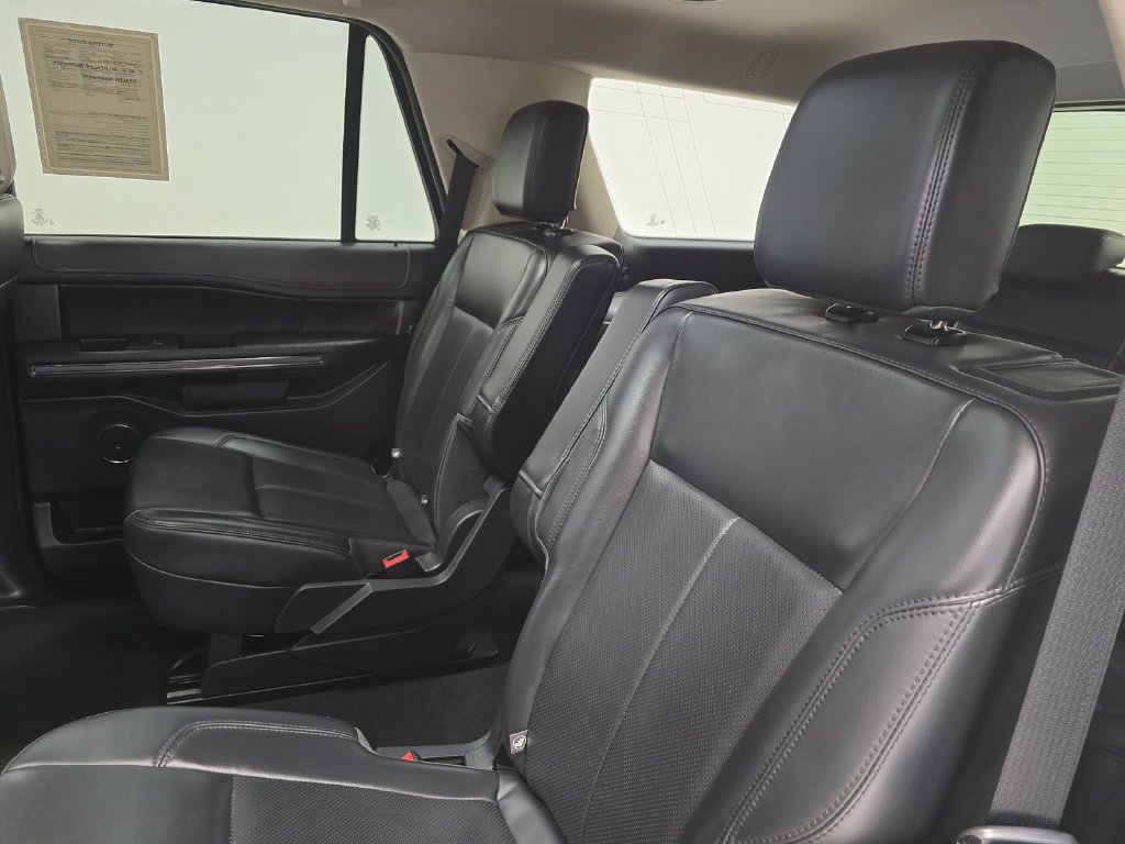 Used 2024 Ford Expedition XLT AWD/4WD image 34