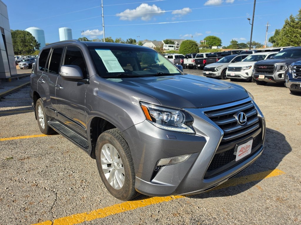 Used 2017 Lexus GX 460 Premium w/ Premium Package AWD/4WD image 3