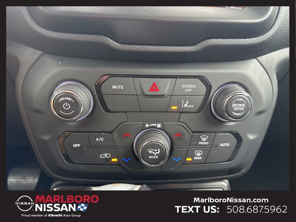 Used 2022 Jeep Renegade Trailhawk image 27