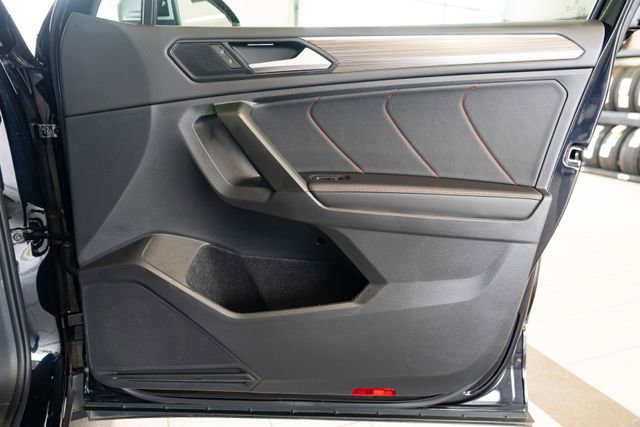 Used 2024 Volkswagen Tiguan Wolfsburg Edition image 27
