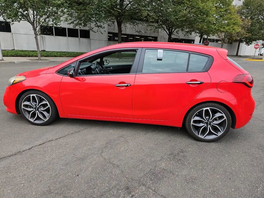 Used 2015 Kia Forte SX image 7