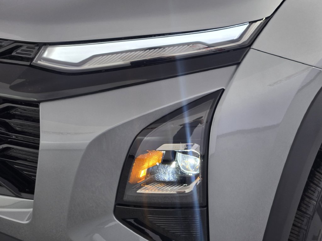 New 2026 Chevrolet Equinox RS w/ Convenience Package III FWD image 10