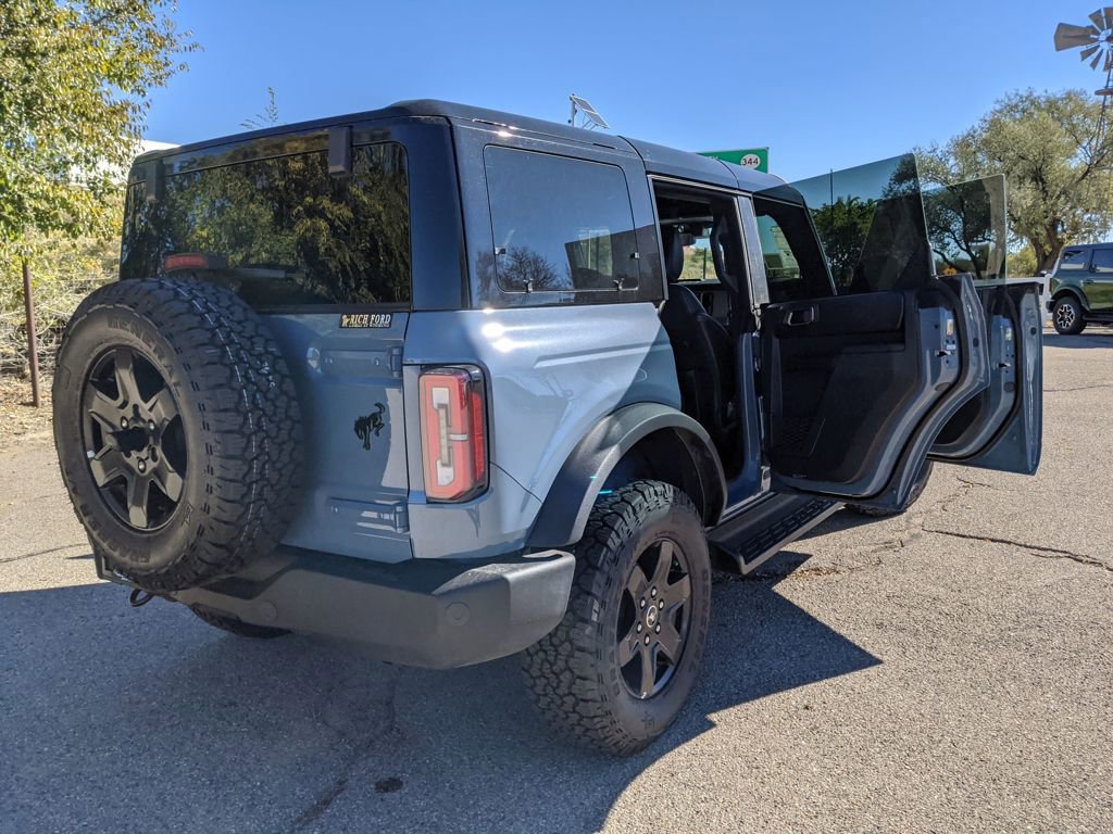 New 2025 Ford Bronco Outer Banks image 8
