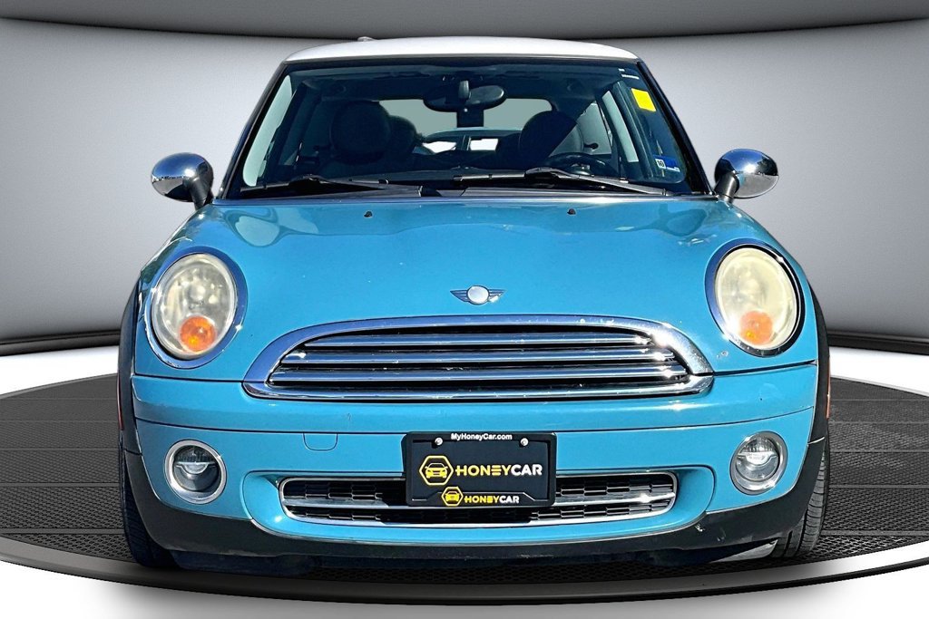 Used 2009 MINI Cooper Hardtop FWD image 2