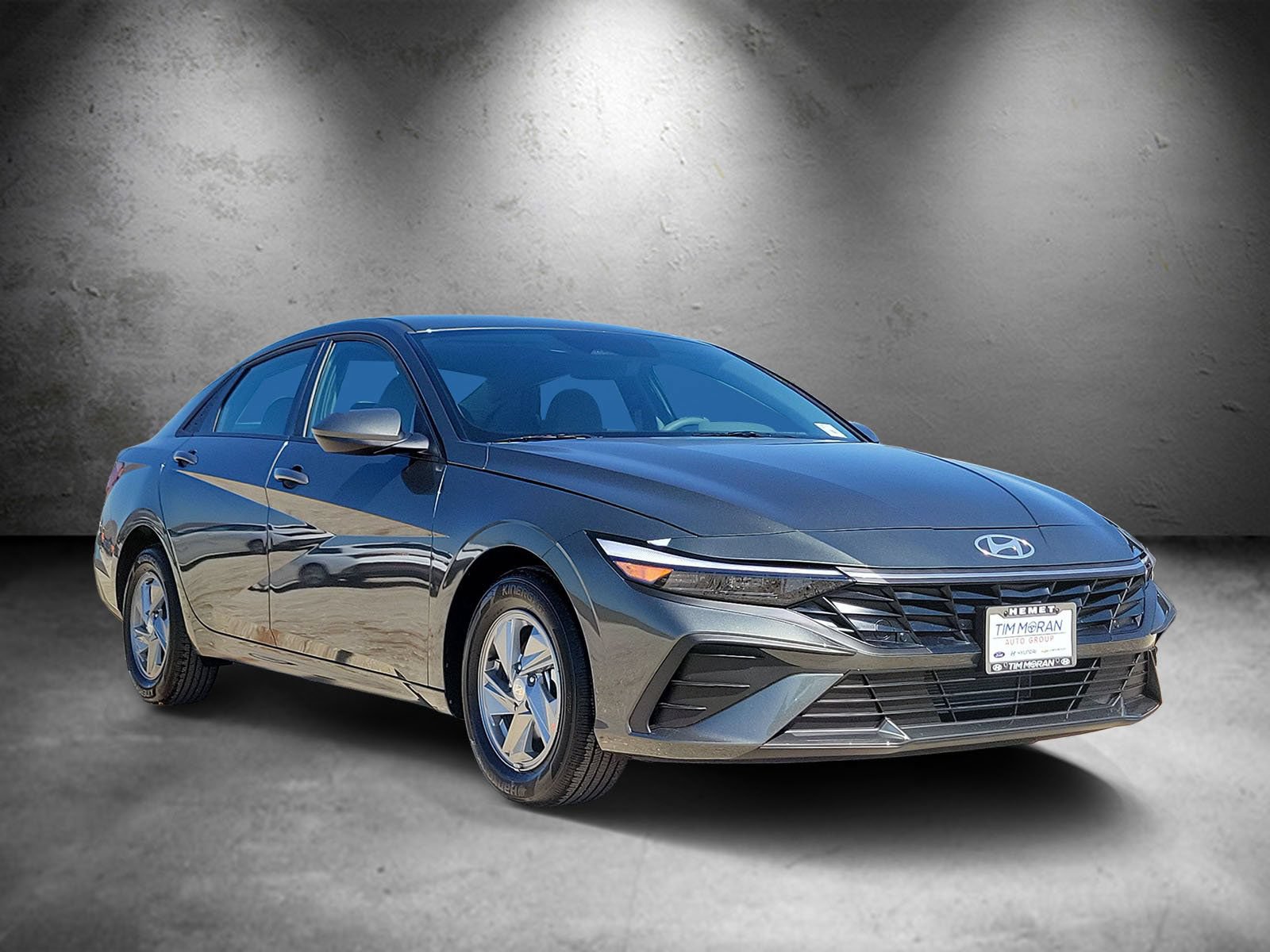 New 2026 Hyundai Elantra SE FWD image 2
