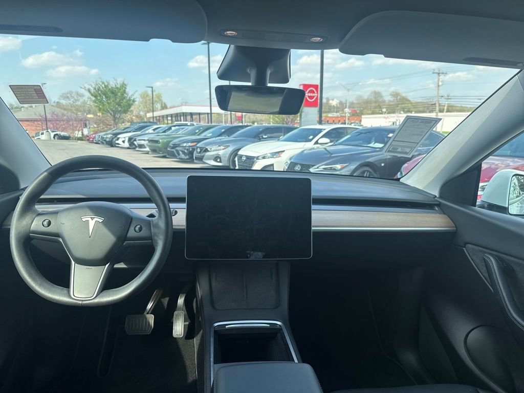 Used 2021 Tesla Model Y Long Range image 21