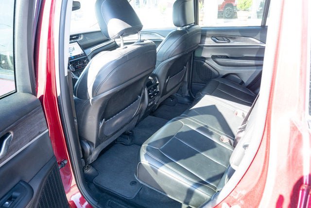 Certified 2023 Jeep Grand Cherokee Limited RWD image 27
