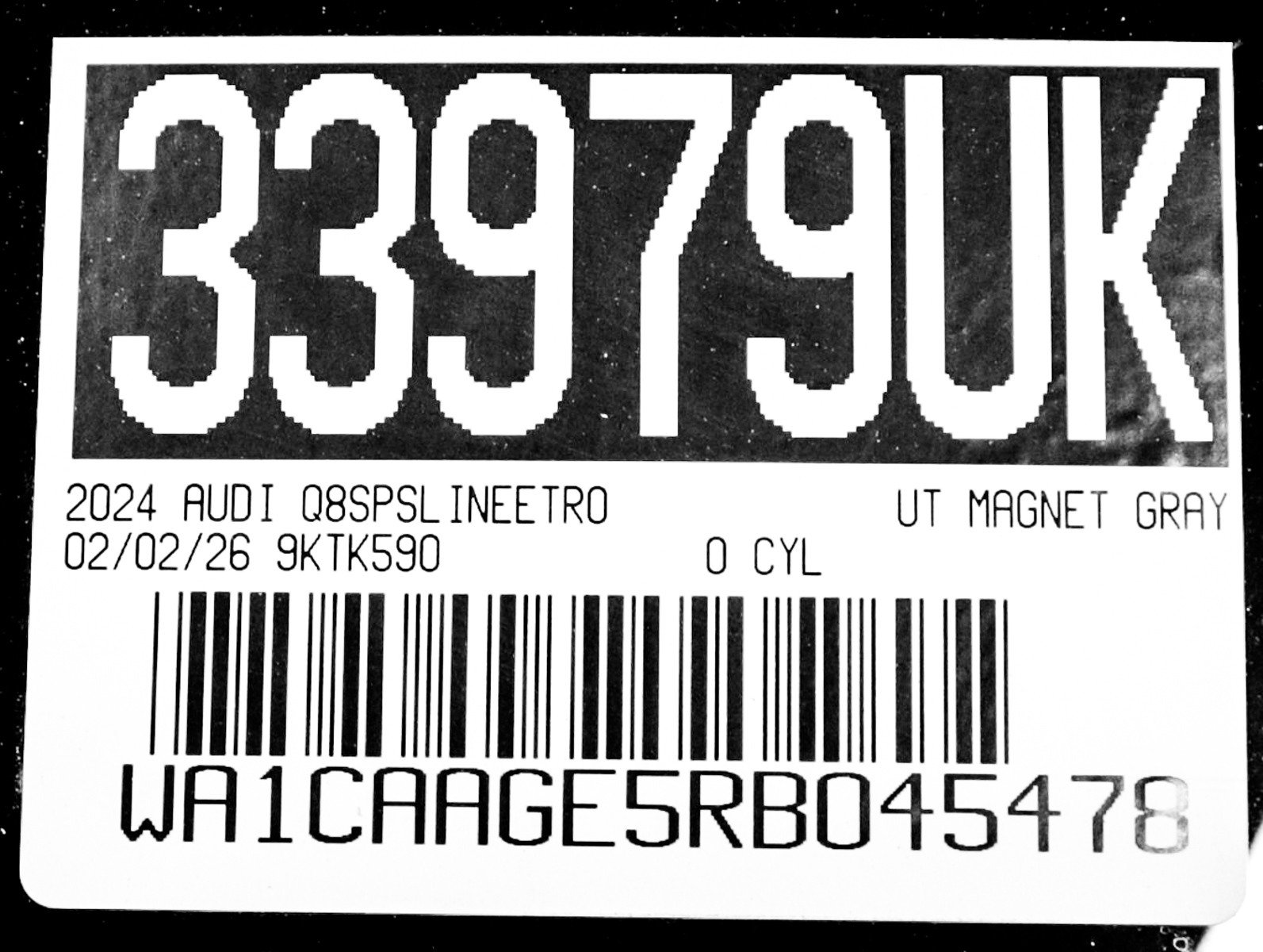 Used 2024 Audi Q8 e-tron Premium Plus image 32