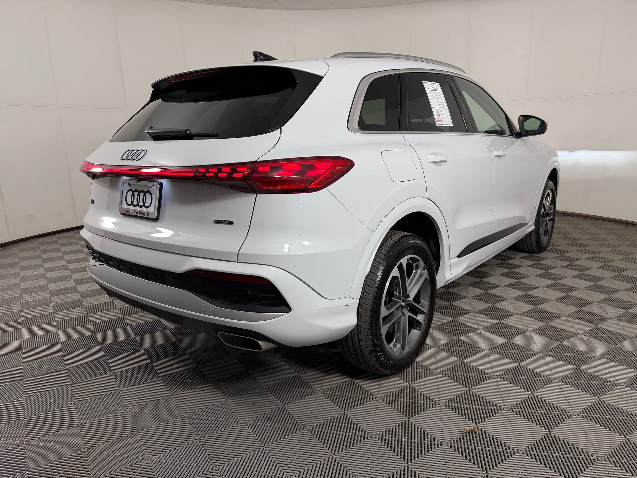 New 2026 Audi Q5 Premium AWD/4WD image 9