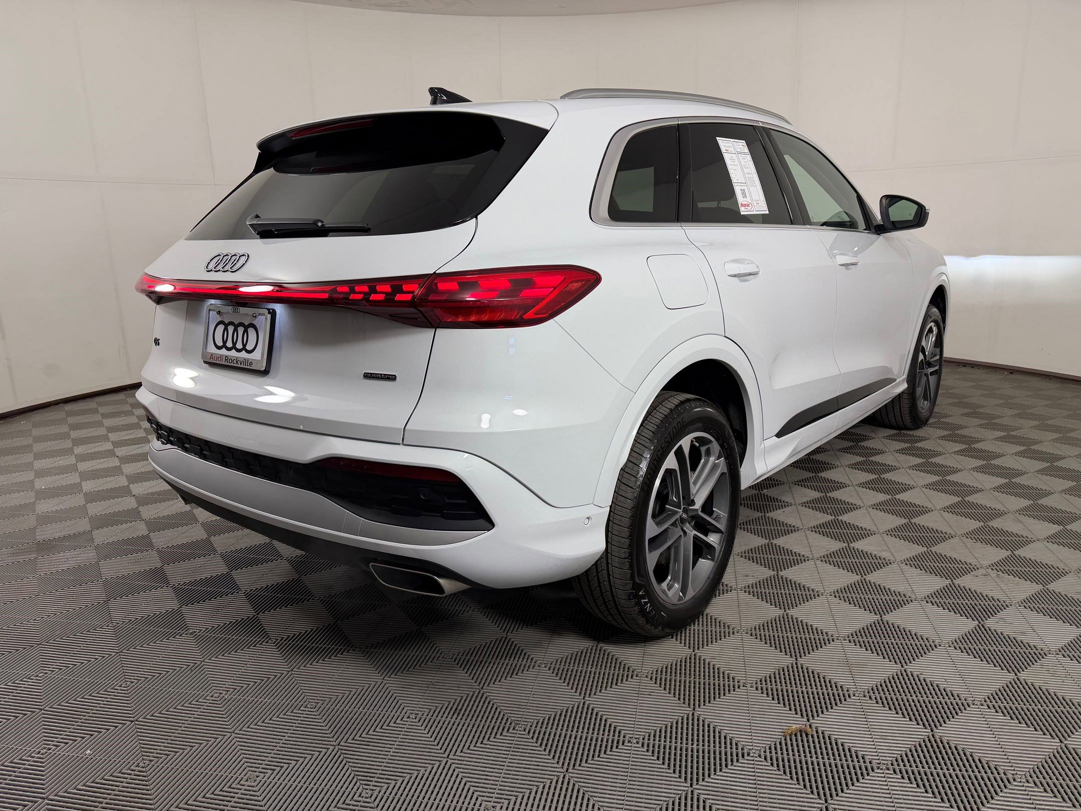 New 2026 Audi Q5 Premium AWD/4WD image 9