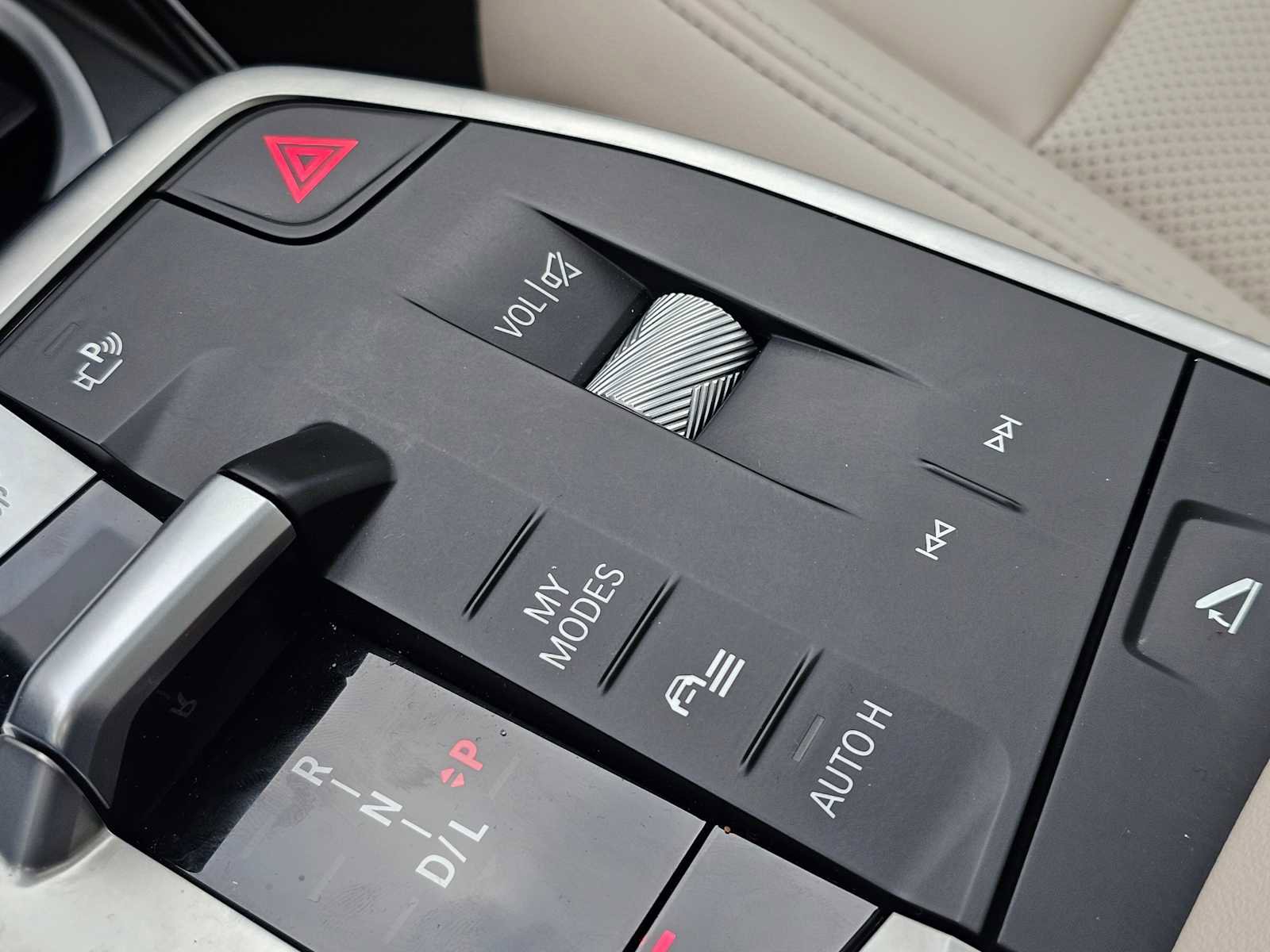 Used 2025 BMW X1 xDrive28i w/ Convenience Package image 30