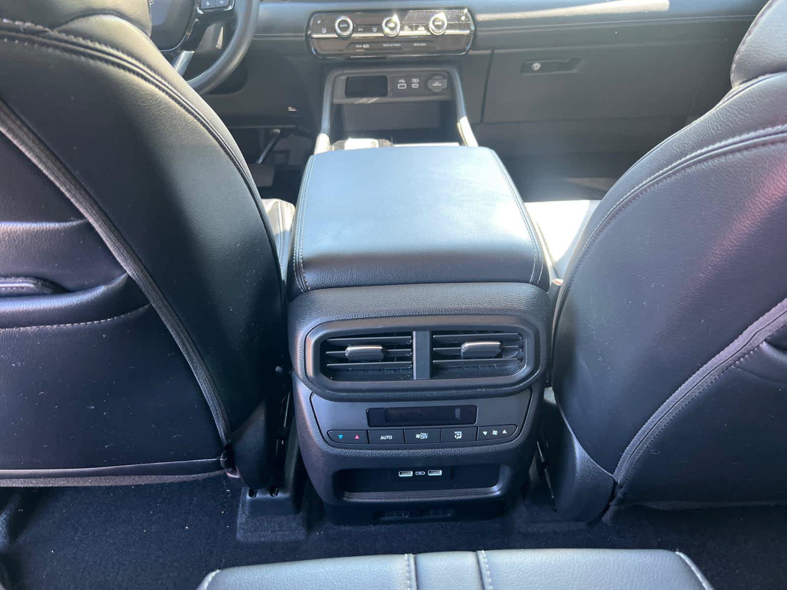 Used 2023 Honda Pilot Touring image 36