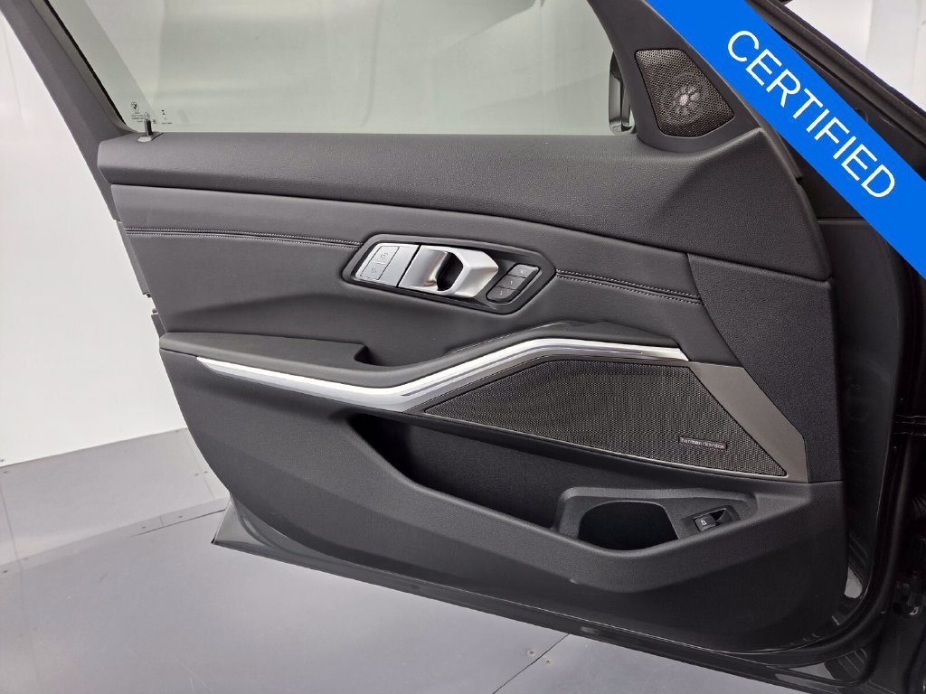 Used 2026 BMW M3 Competition AWD/4WD image 28