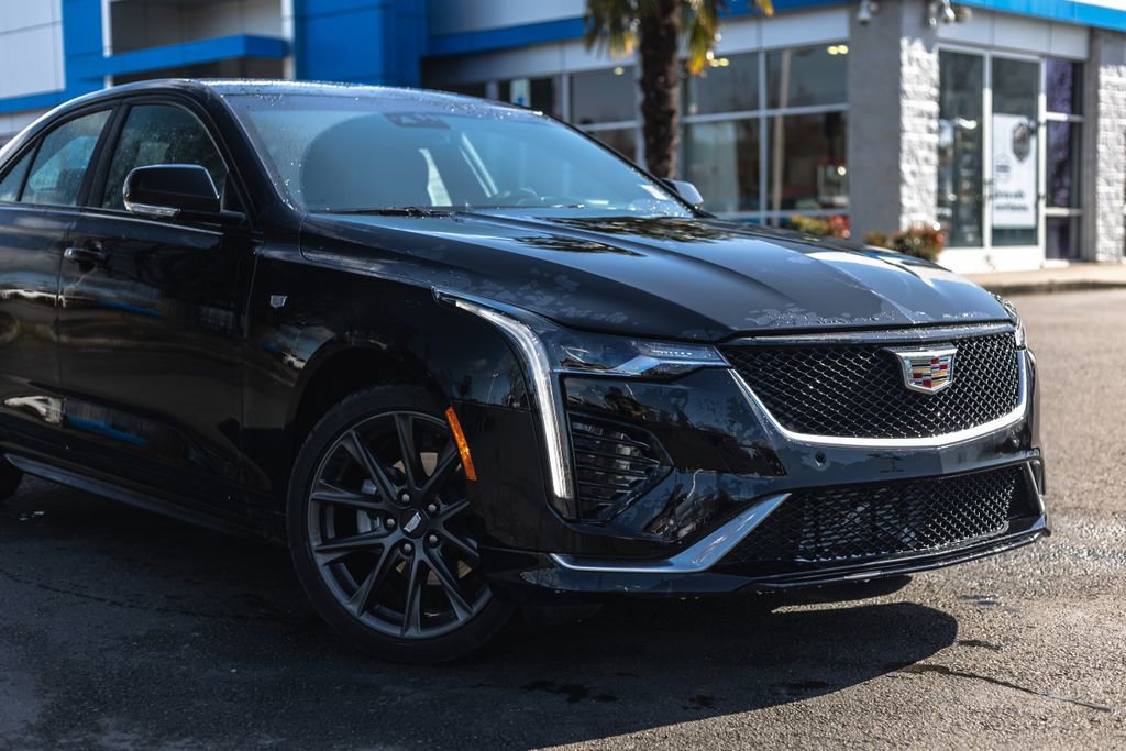 Used 2025 Cadillac CT4 Sport w/ Climate Package image 3