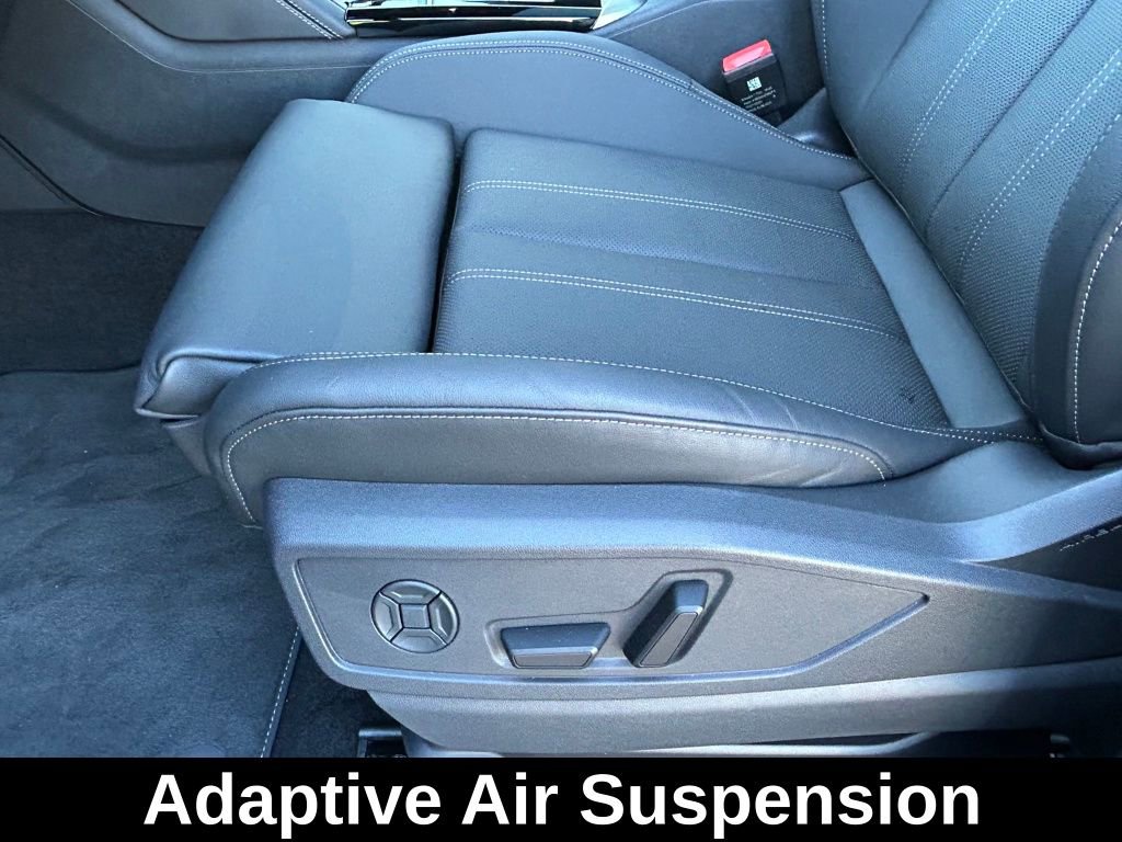 New 2025 Audi Q5 Prestige image 11