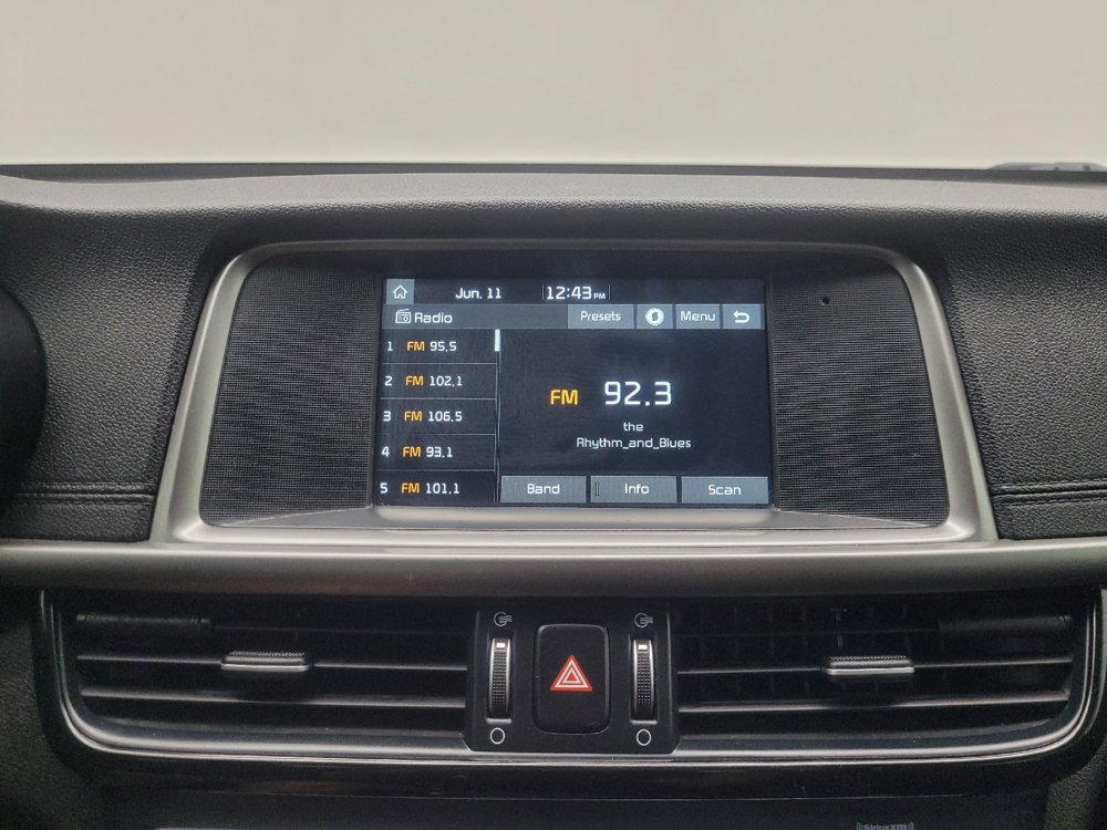 Used 2018 Kia Optima LX w/ 17" Alloy Wheels Package FWD image 25