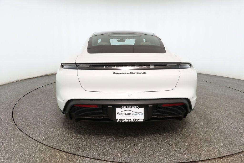 Used 2020 Porsche Taycan Turbo S image 5