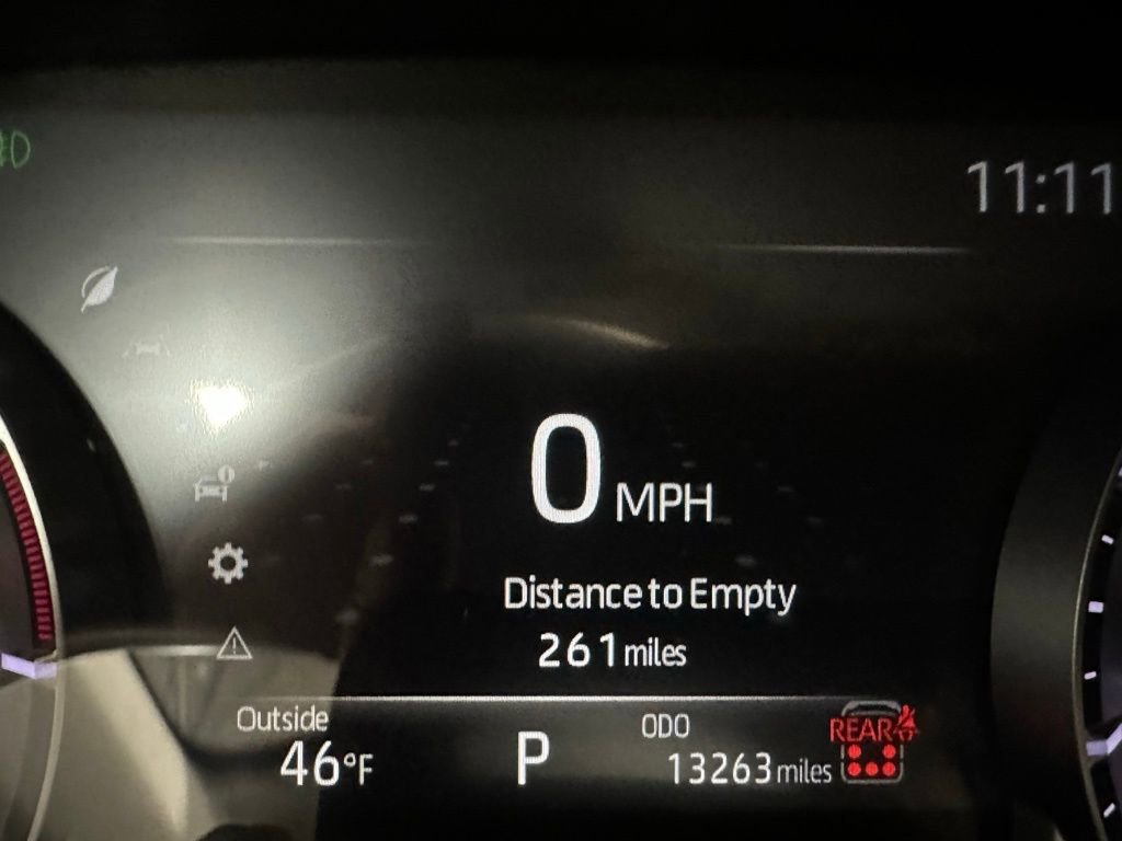 Used 2025 Toyota Highlander XLE image 24