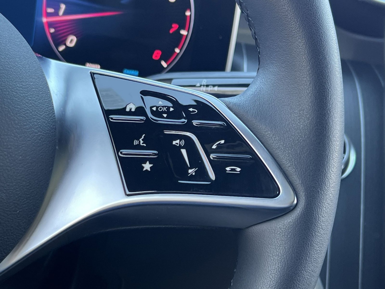 Used 2026 Mercedes-Benz GLC 300 4MATIC image 30