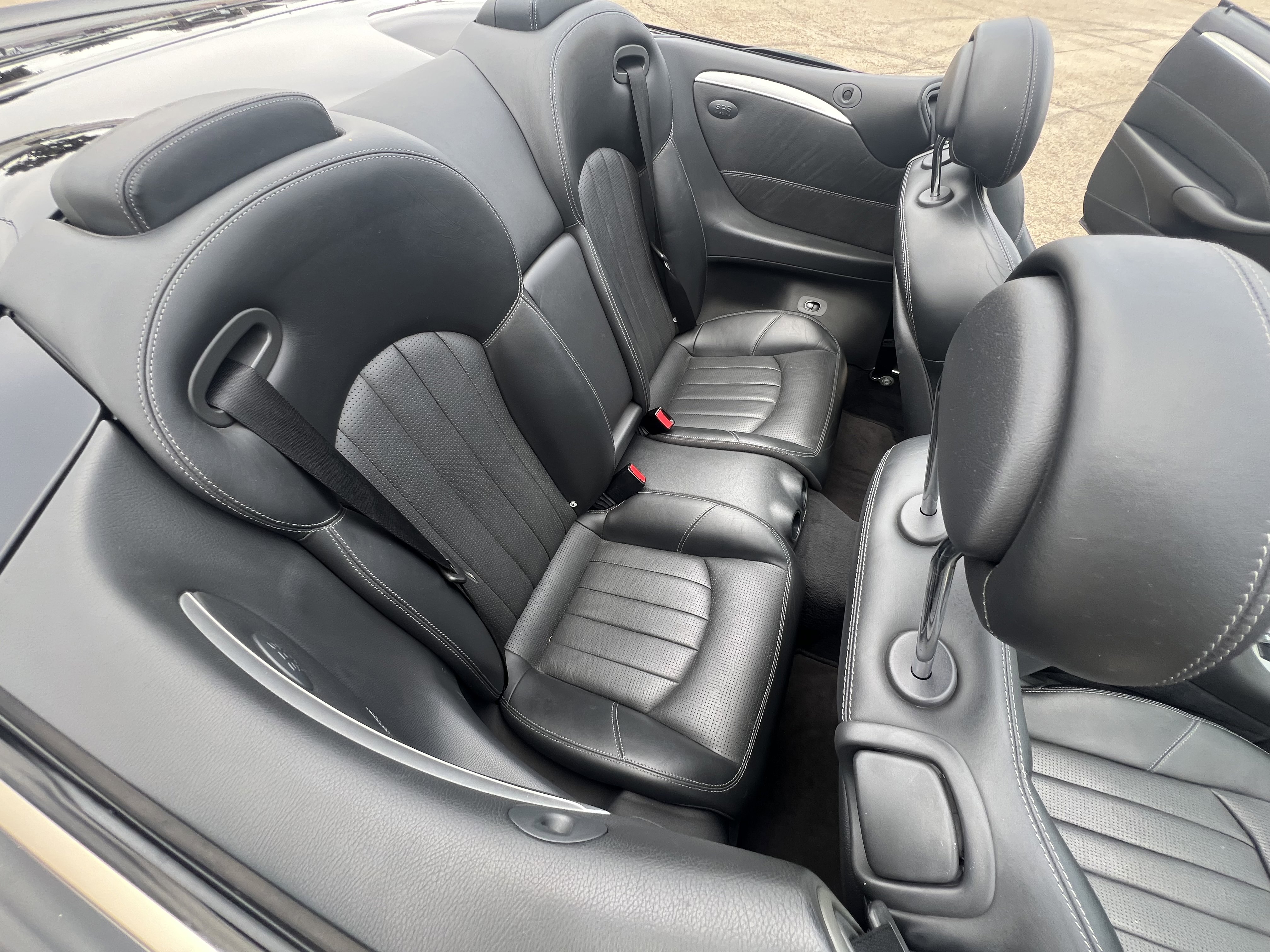 Used 2005 Mercedes-Benz CLK 55 AMG Cabriolet image 48