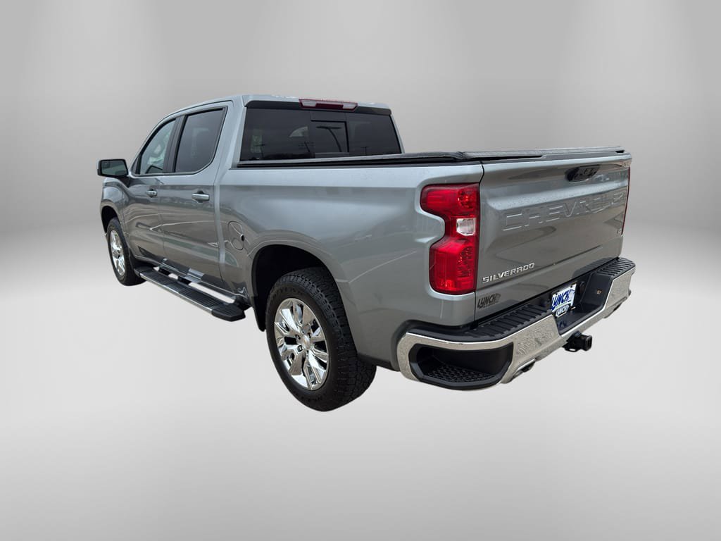 Used 2024 Chevrolet Silverado 1500 LT AWD/4WD image 3