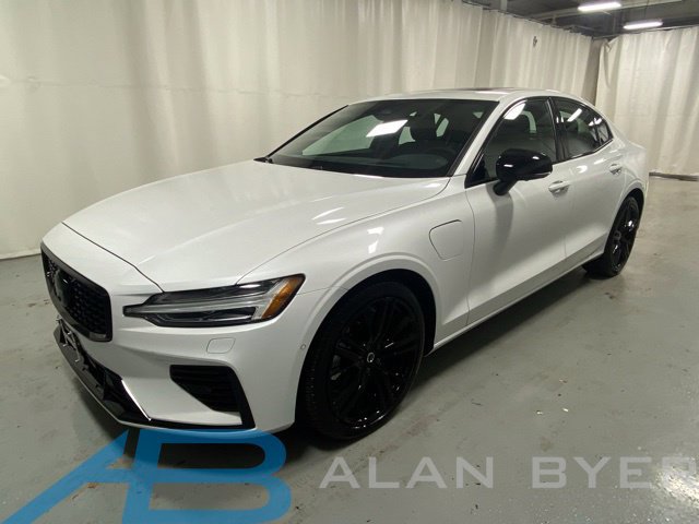 Used 2025 Volvo S60 T8 Ultra