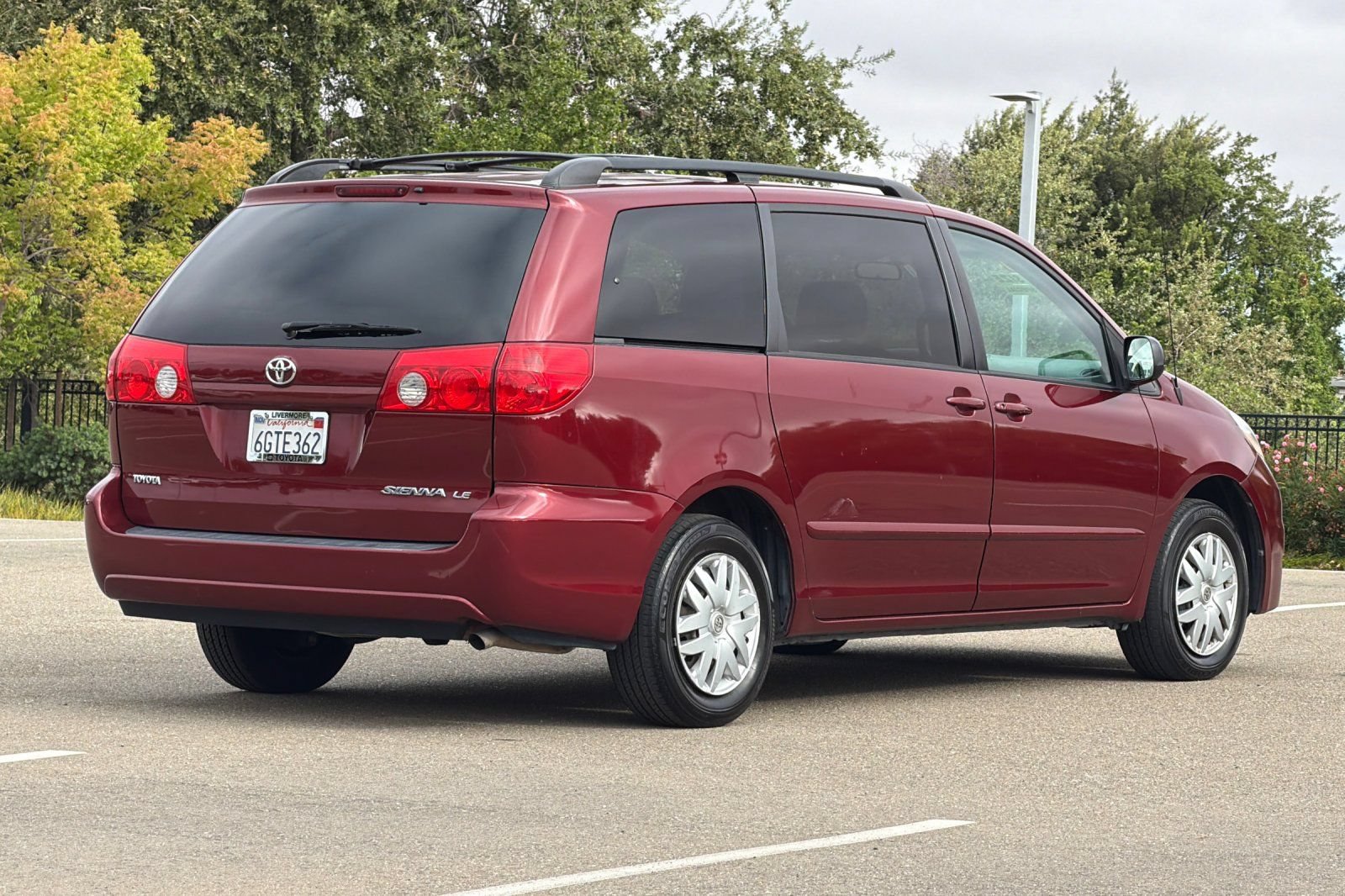 Used 2008 Toyota Sienna LE FWD image 4