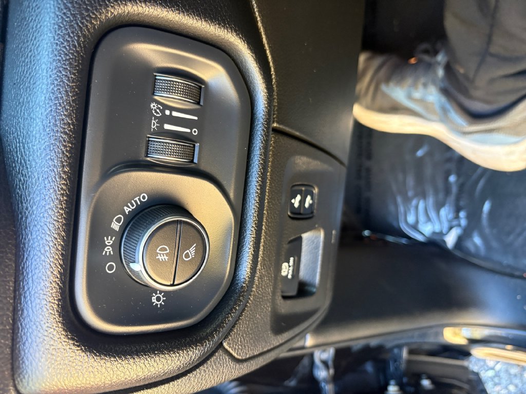 Used 2019 RAM 1500 Rebel w/ Rebel Level 1 Equipment Group AWD/4WD image 21