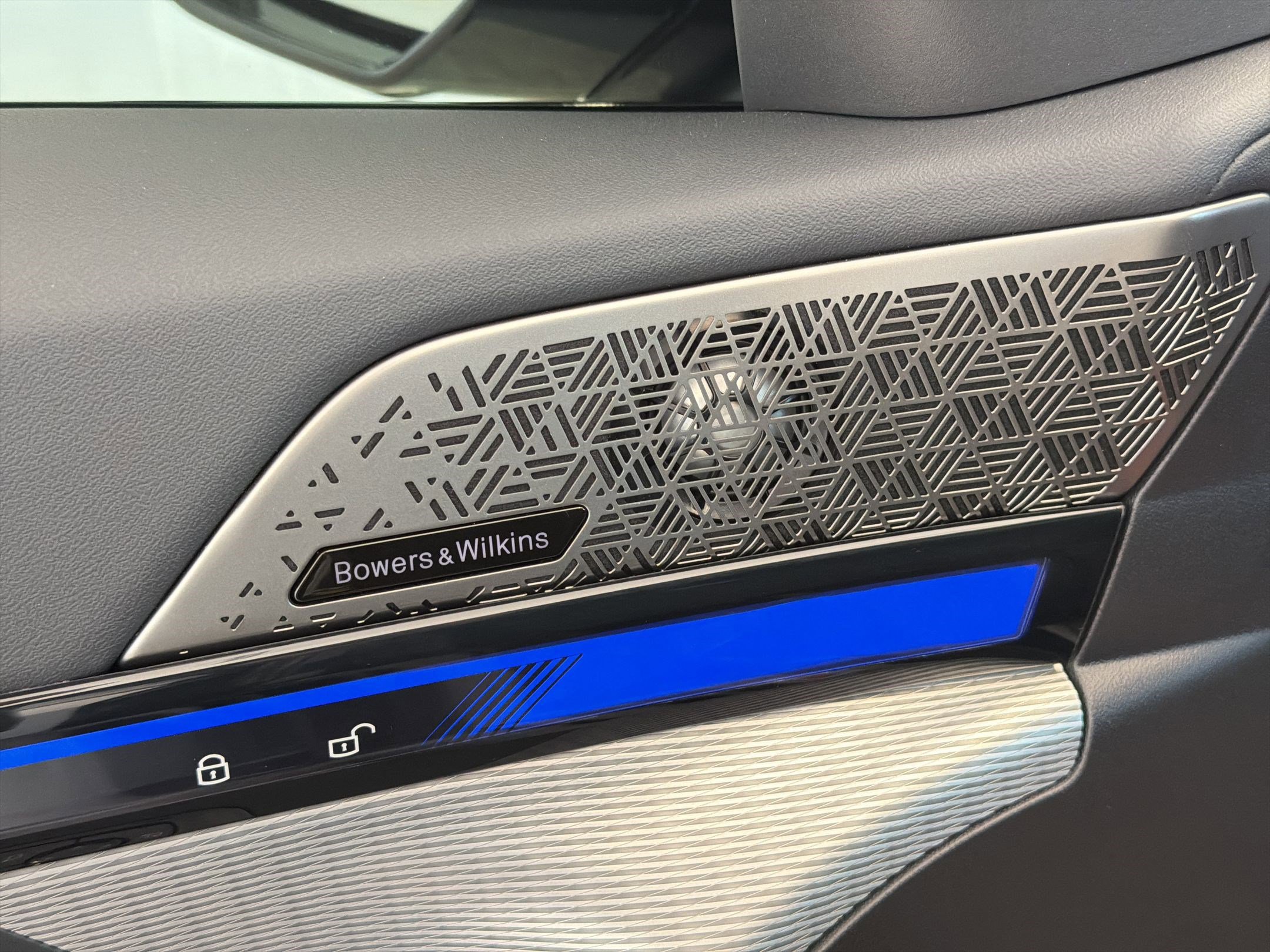 Used 2026 BMW M5 Touring image 23