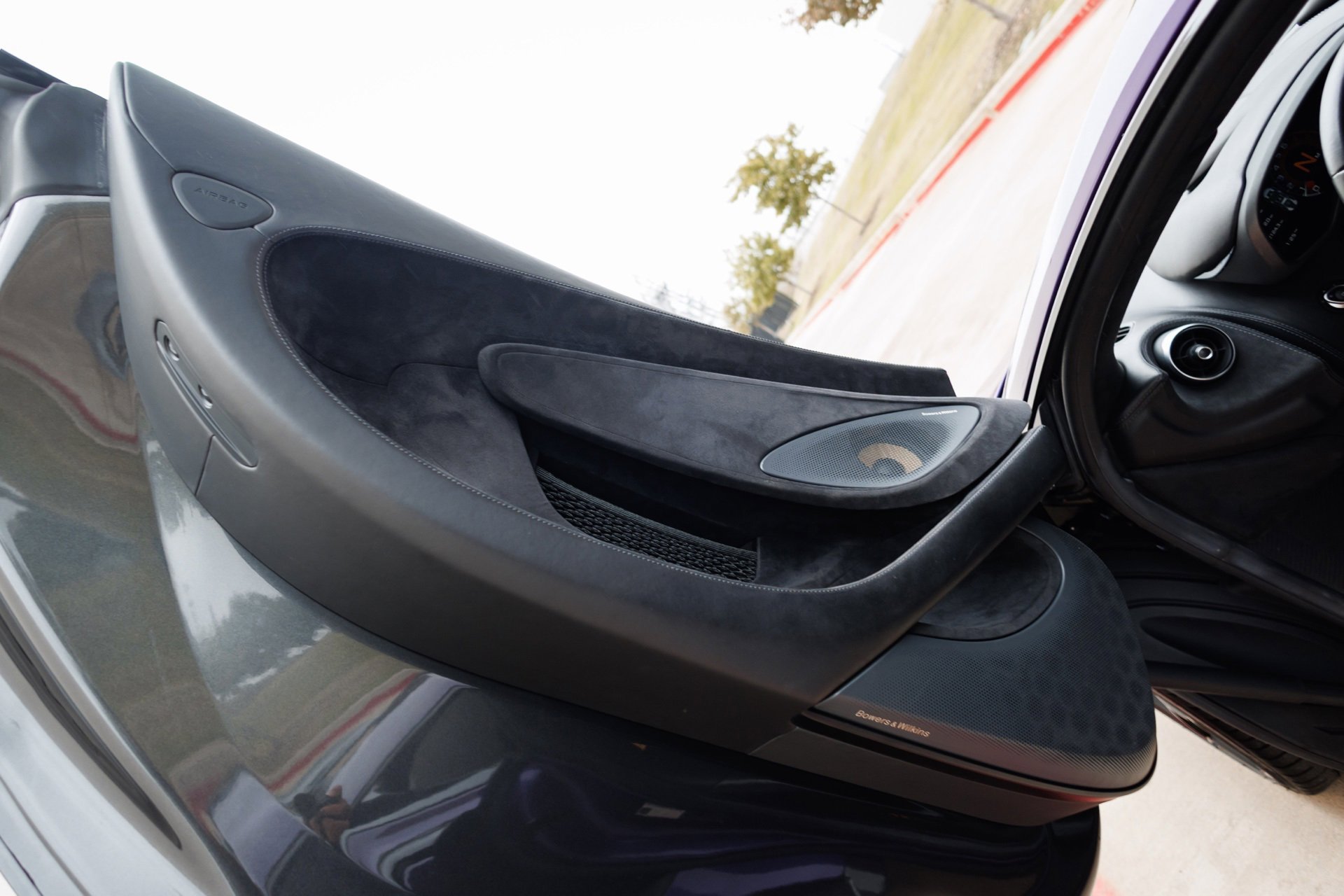 Used 2019 McLaren 600LT image 48