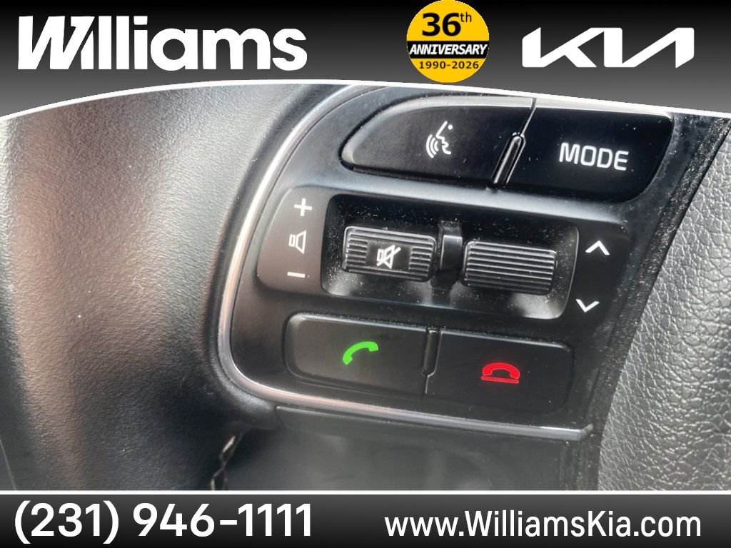 Used 2019 Kia Niro S Touring image 24